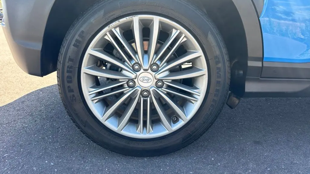 2020 Hyundai KONA SEL