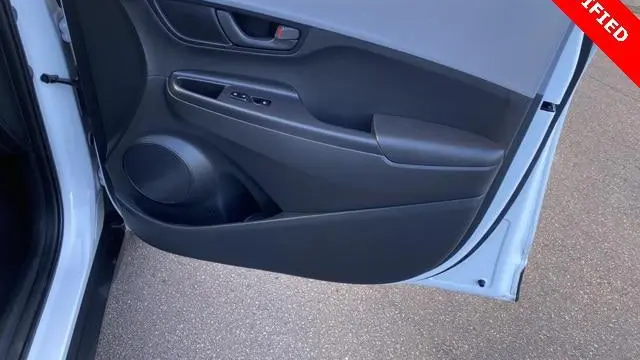 2020 Hyundai KONA SEL