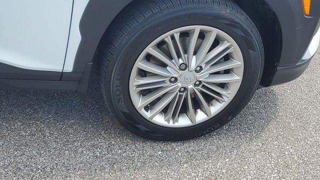 2021 Hyundai KONA SEL
