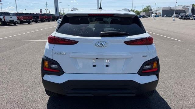 2020 Hyundai KONA SEL
