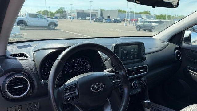 2020 Hyundai KONA SEL