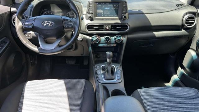 2021 Hyundai KONA SEL