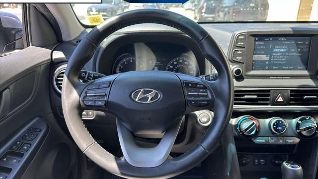 2021 Hyundai KONA SEL