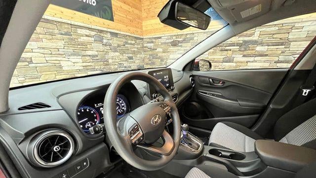 2022 Hyundai KONA SE