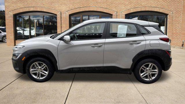 2022 Hyundai KONA SE