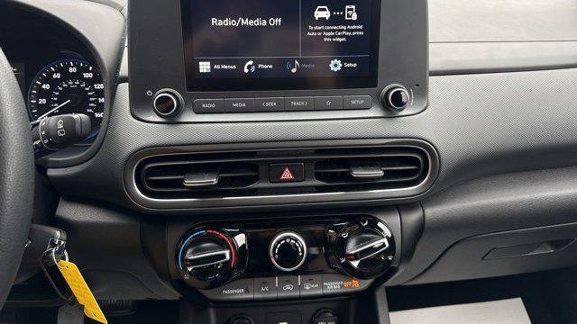 2022 Hyundai KONA SE