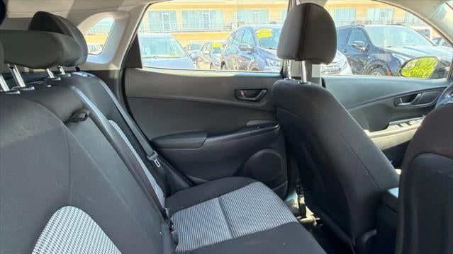 2022 Hyundai KONA SE