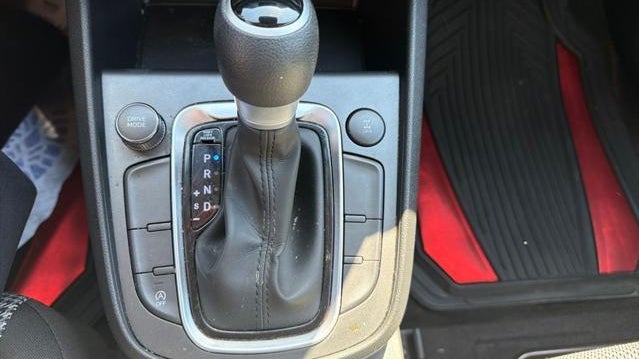 2022 Hyundai KONA SE
