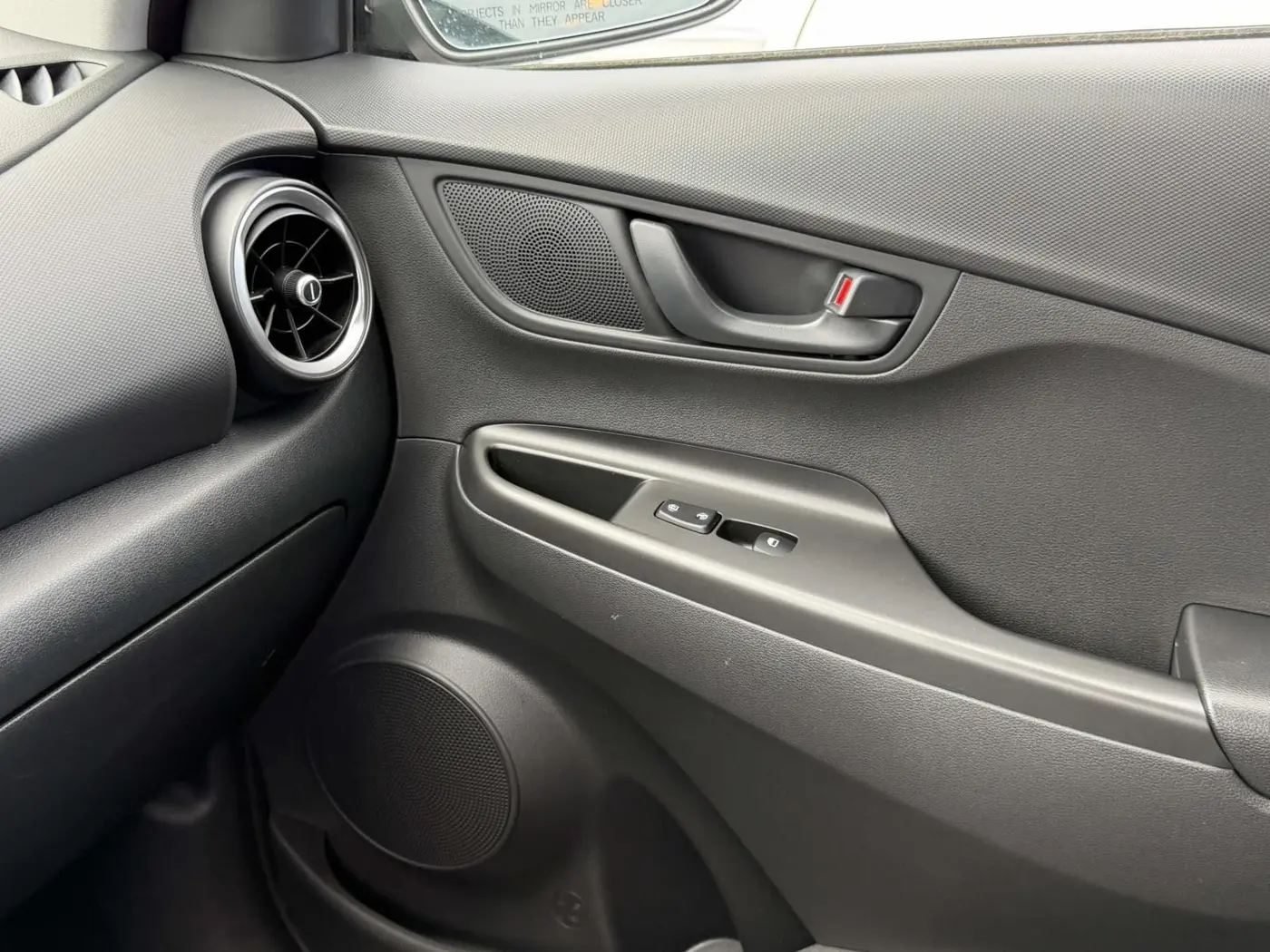 2023 Hyundai Kona - $19,348