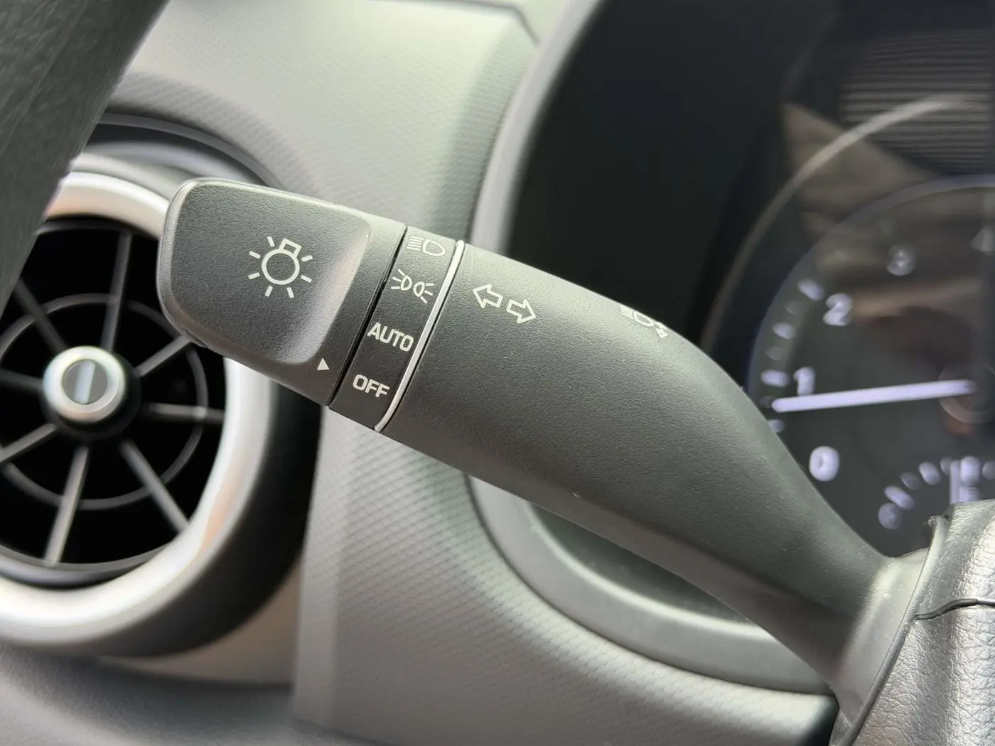 2023 Hyundai Kona - $19,348