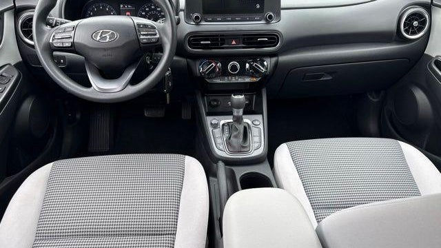 2023 Hyundai KONA SE