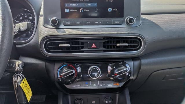 2023 Hyundai KONA SE