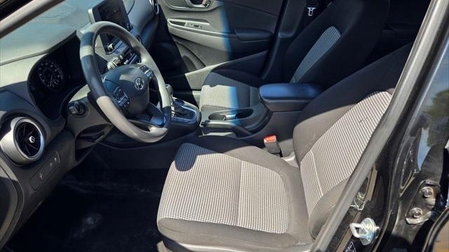 2022 Hyundai KONA SE
