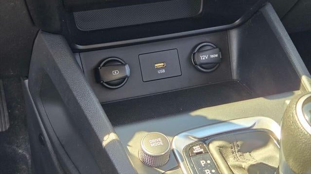 2022 Hyundai KONA SE