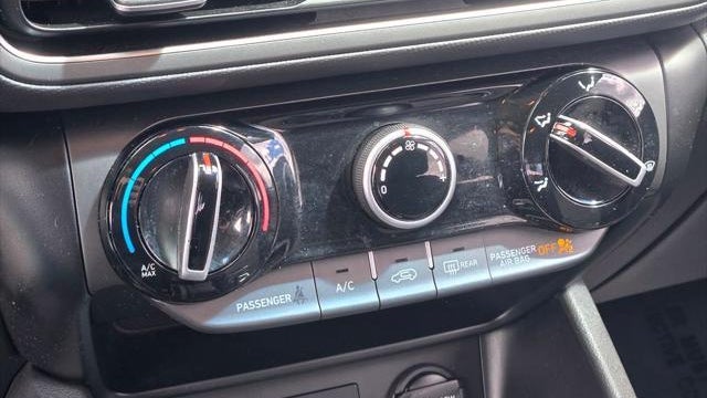 2022 Hyundai KONA SE