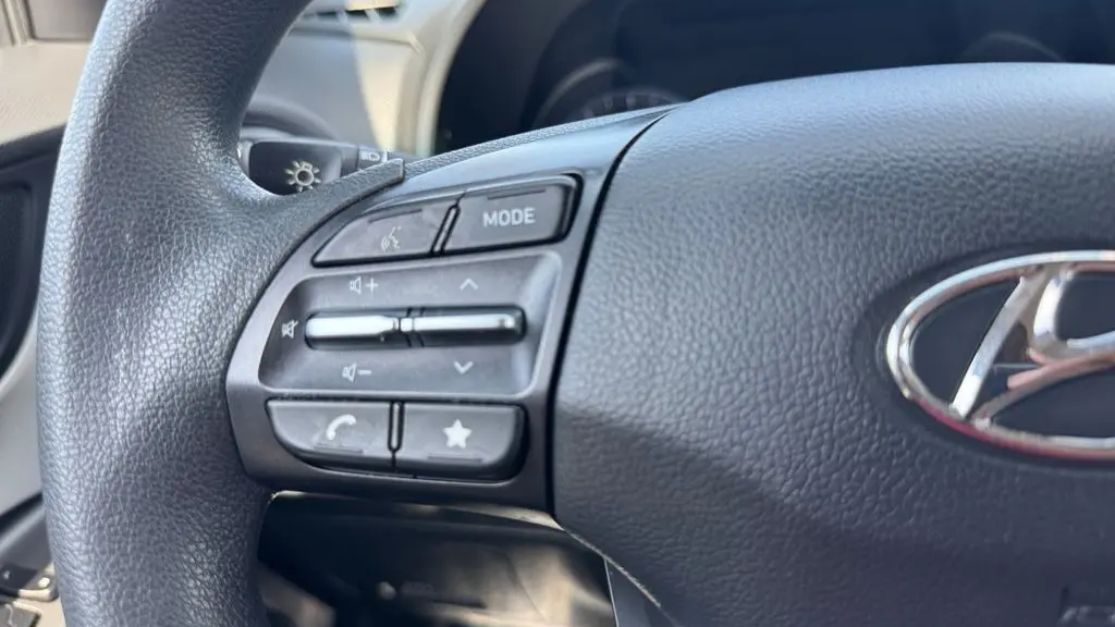 2023 Hyundai KONA SE