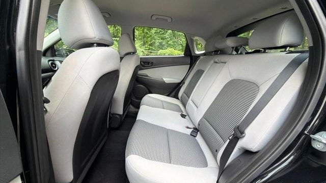 2023 Hyundai KONA SE