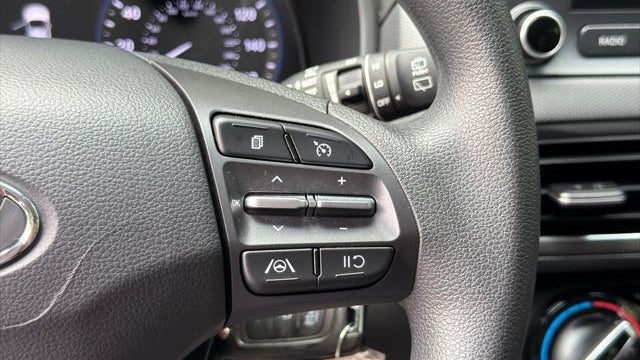 2023 Hyundai KONA SE
