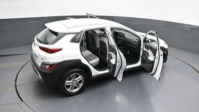 2023 Hyundai KONA SE