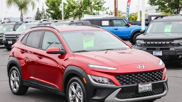 2023 Hyundai KONA SEL