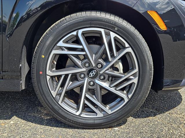 2023 Hyundai Kona - $22,700