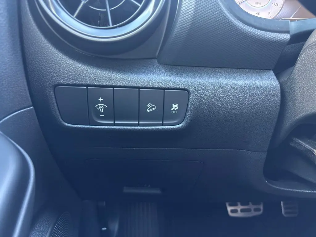 2023 Hyundai Kona - $21,607