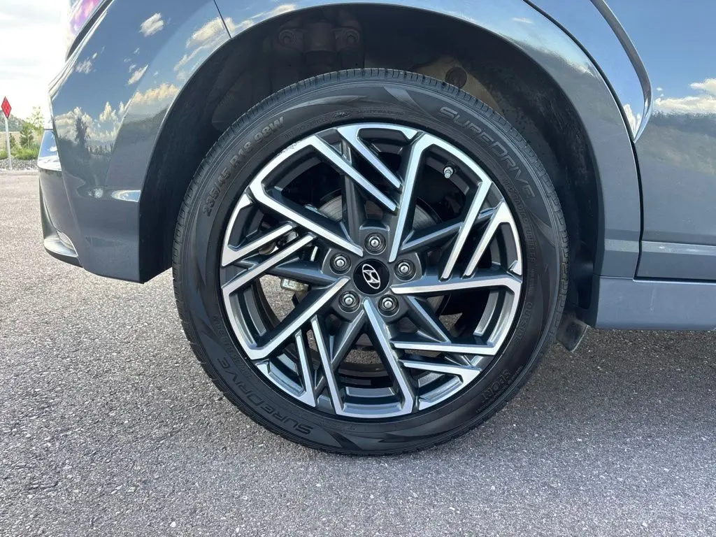 2023 Hyundai Kona - $21,607