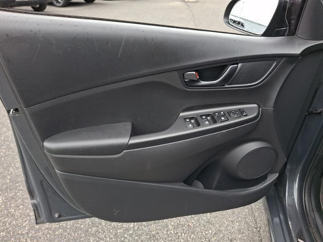 2023 Hyundai Kona - $15,596