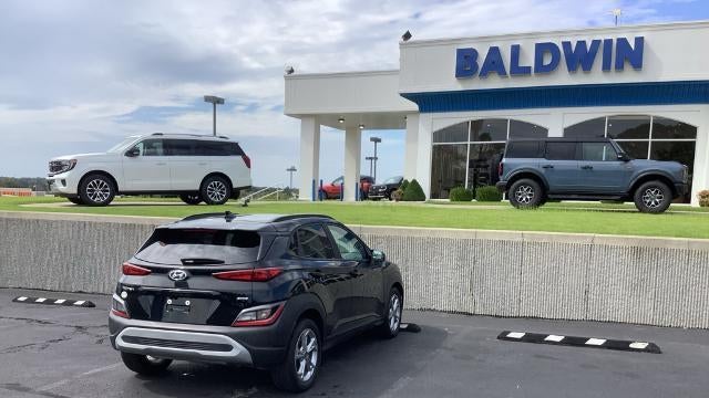 2023 Hyundai KONA SEL