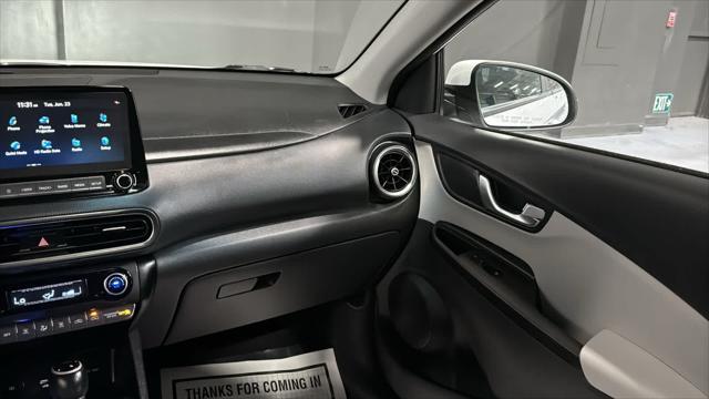 2023 Hyundai KONA SEL