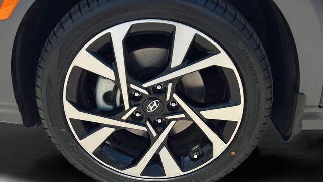 2022 Hyundai KONA Limited