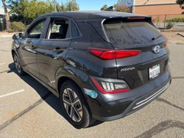 2023 Hyundai Kona - $21,900