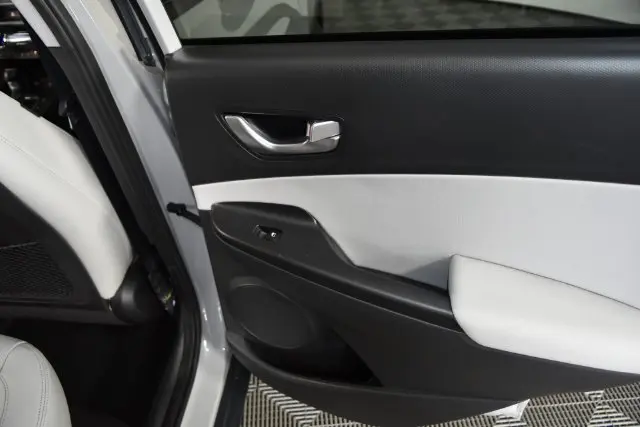 2023 Hyundai Kona - $22,197