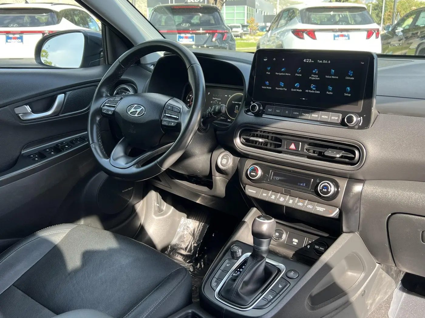2022 Hyundai Kona - $20,073