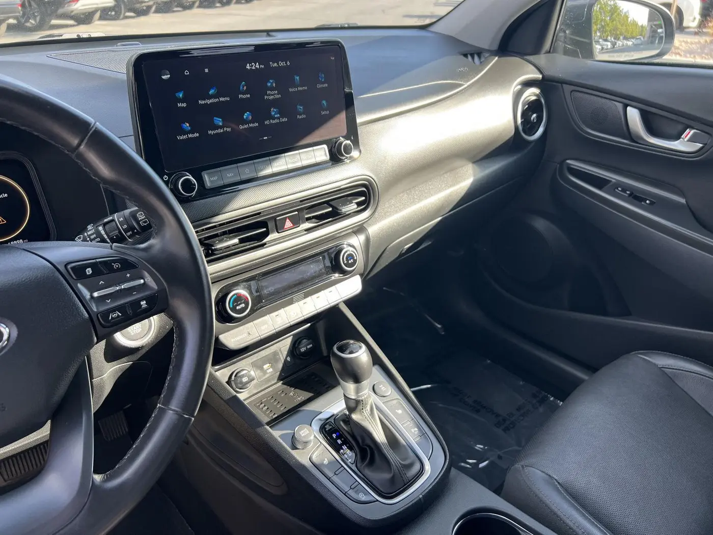 2022 Hyundai Kona - $20,073