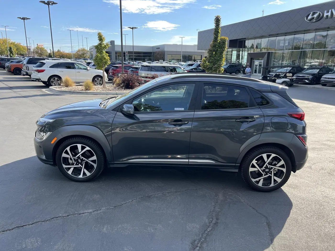 2022 Hyundai Kona - $20,073