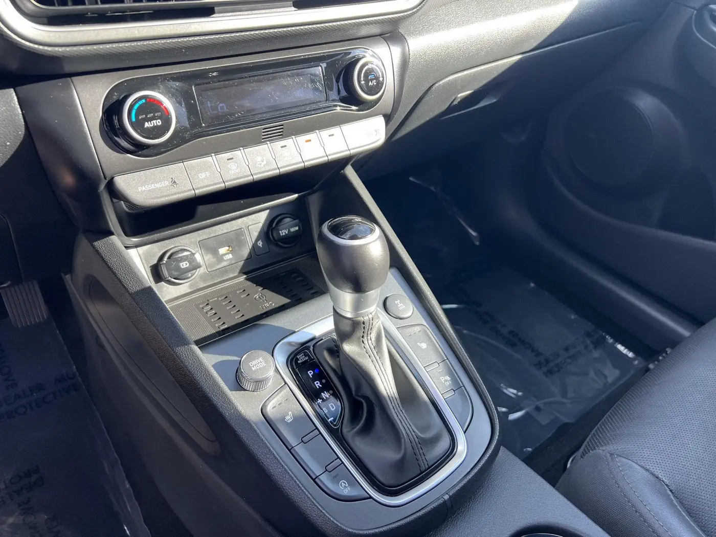 2022 Hyundai Kona - $20,073