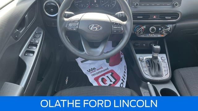 2022 Hyundai KONA SEL