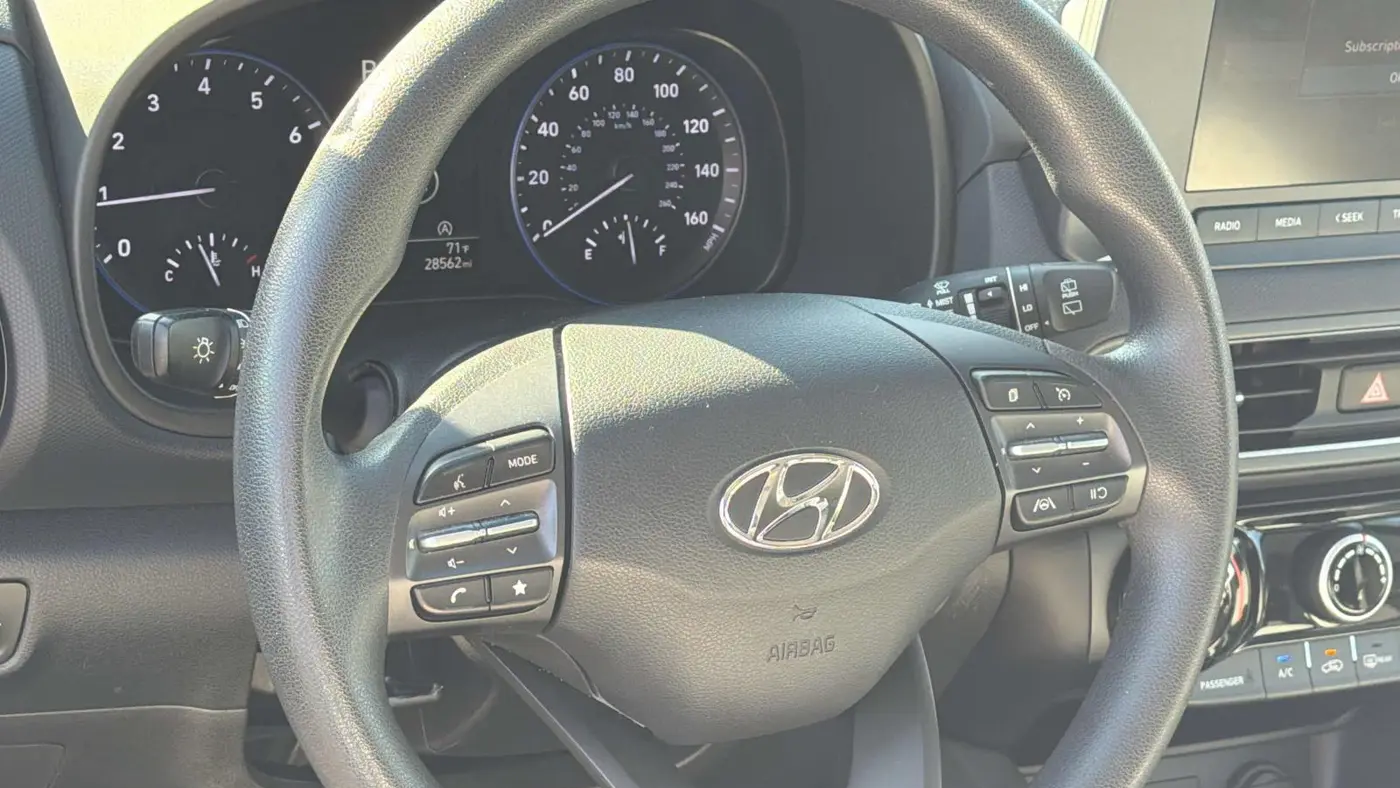 2023 Hyundai KONA SEL