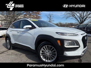 2020 Hyundai KONA with Chalk White Exterior