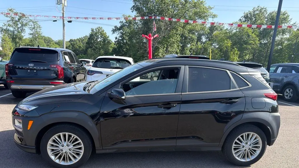 2021 Hyundai KONA SEL Plus