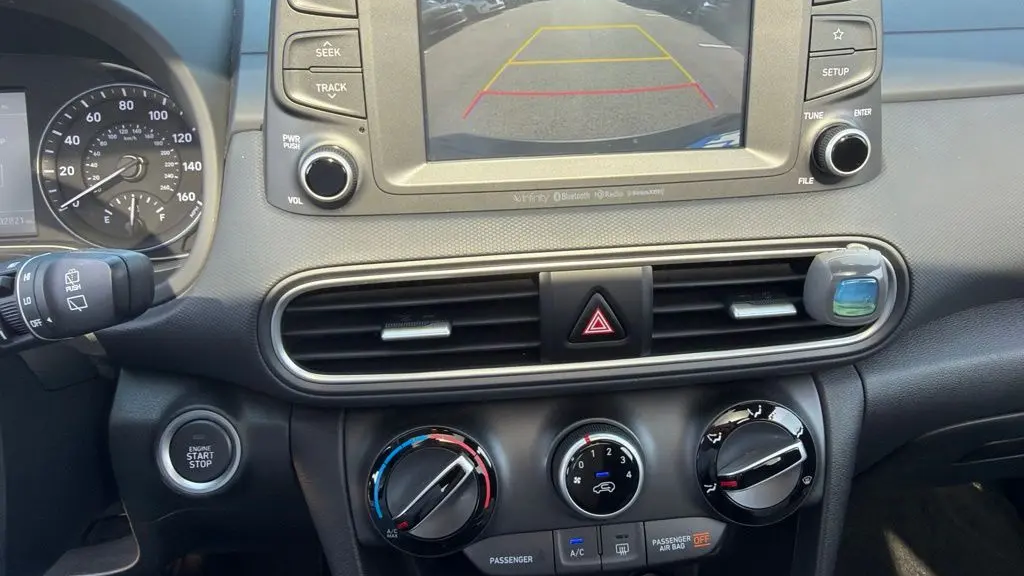 2021 Hyundai KONA SEL Plus
