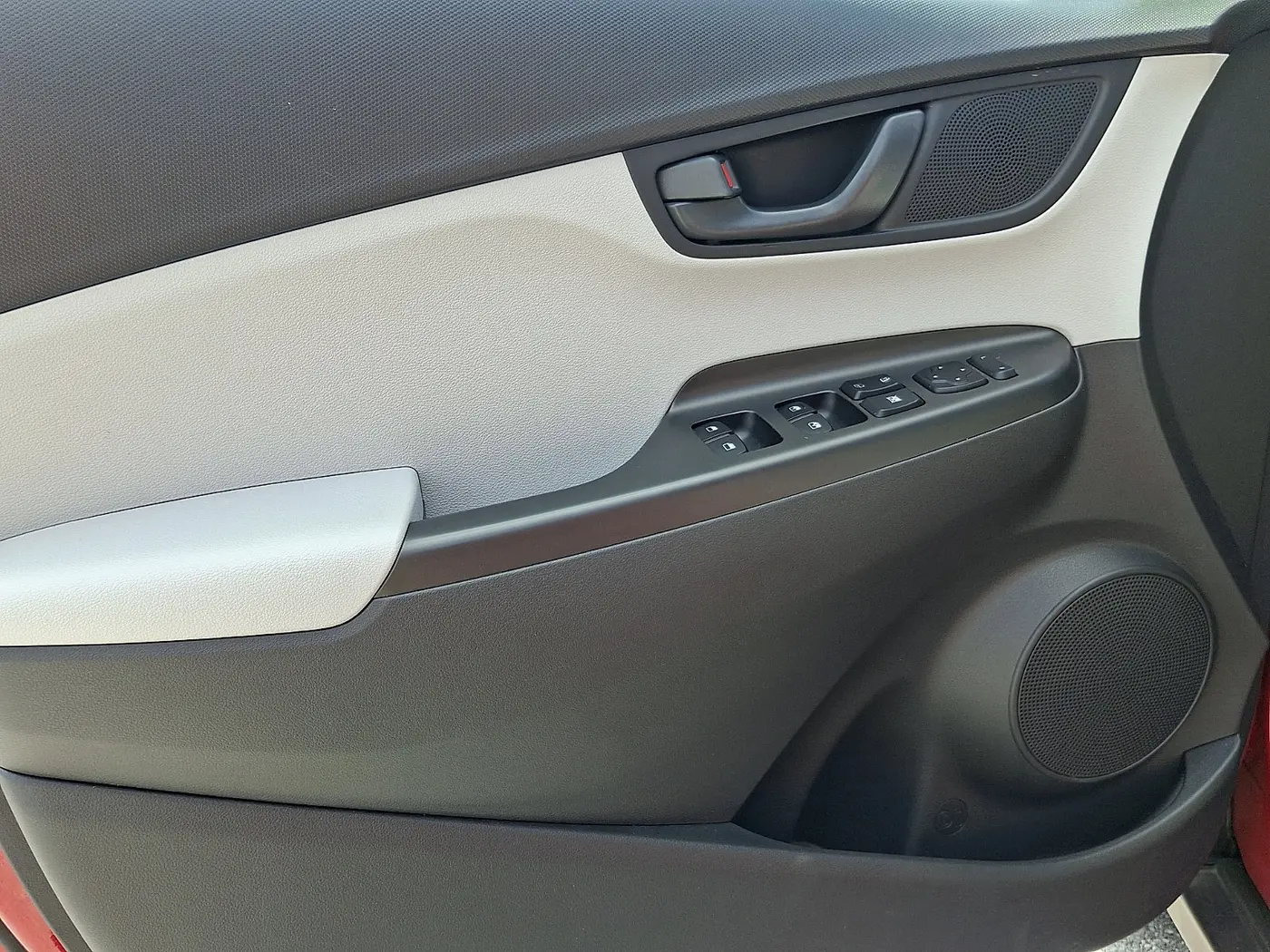 2023 Hyundai Kona - $20,955