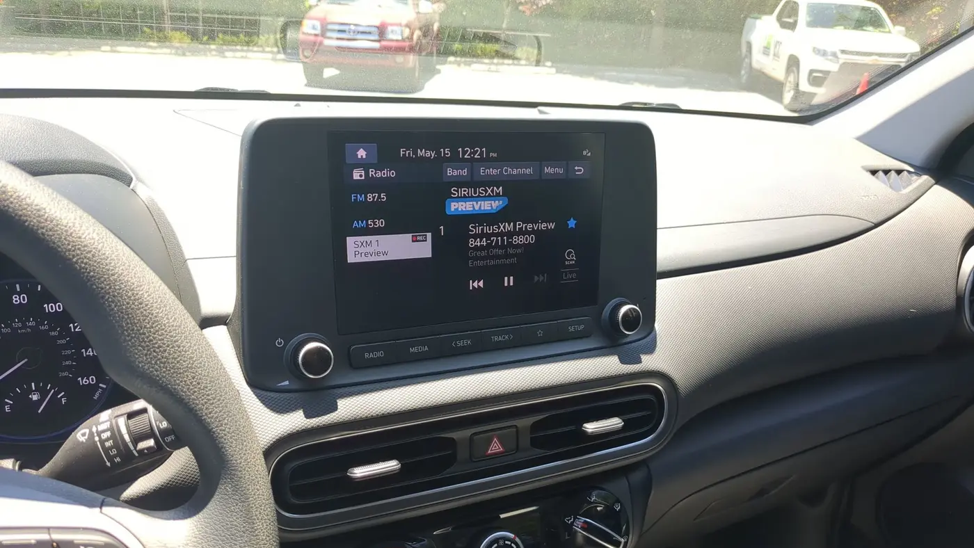 2023 Hyundai KONA SEL