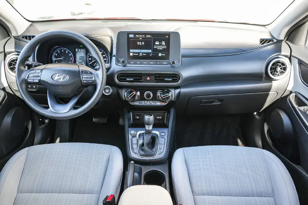 2023 Hyundai Kona - $19,495