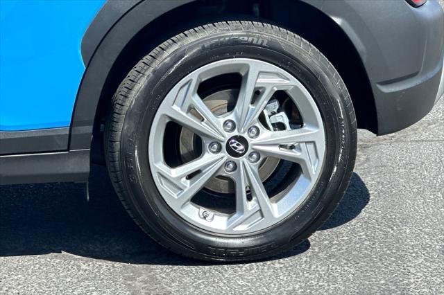 2023 Hyundai Kona - $21,921