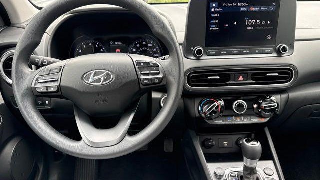 2023 Hyundai KONA SEL
