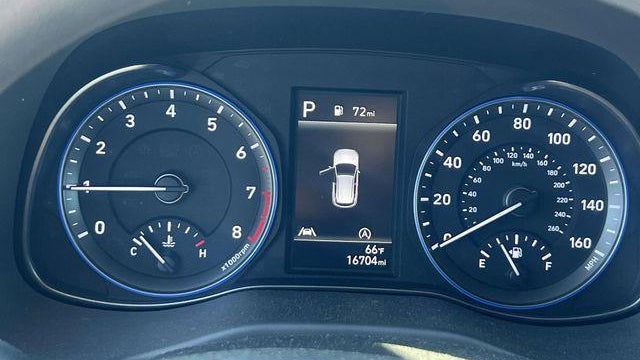 2023 Hyundai KONA SEL