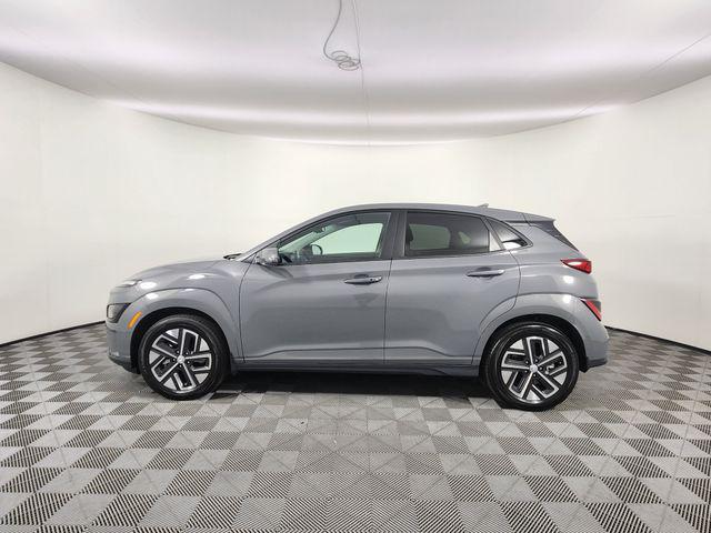 2023 Hyundai KONA SEL — photo 1 of 12