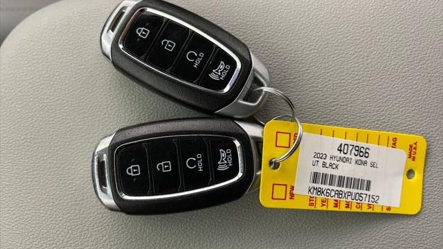 2023 Hyundai KONA SEL